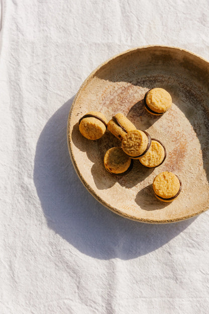 Degustazione di Baci di Dama artigianali alla Nocciola Piemonte IGP delle Langhe