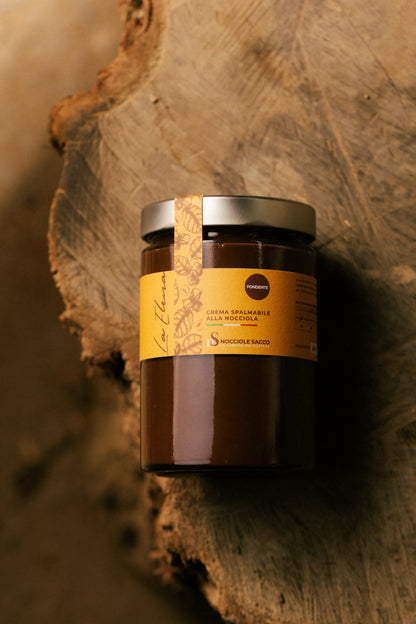 Crema artigianale fondente di Nocciola Piemonte IGP delle Langhe in vasetto grande